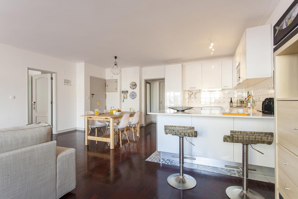 Joivy Superb 1-Bed Apt With Workspace And Terrace, Close To Avenida Da Liberdade Lissabon Exterior foto